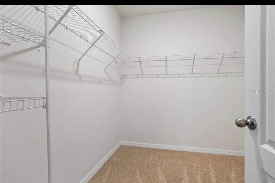 В аренду: $1,900 (4 спален, 2 ванн, 1851 Квадратных фут)