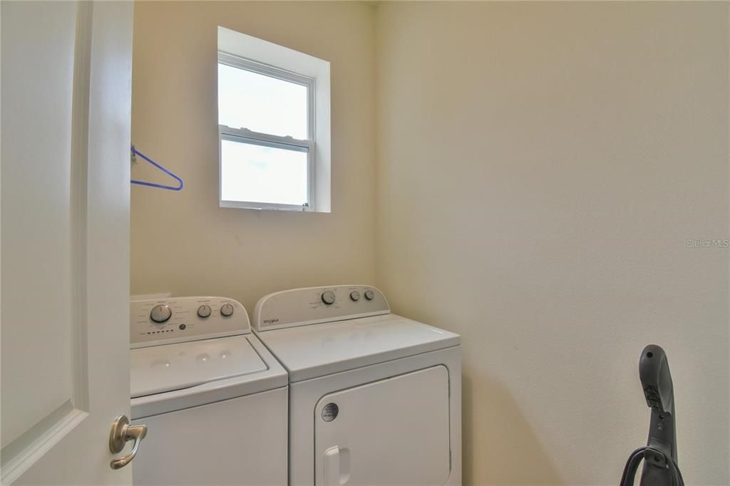 For Rent: $4,400 (3 beds, 2 baths, 1505 Square Feet)