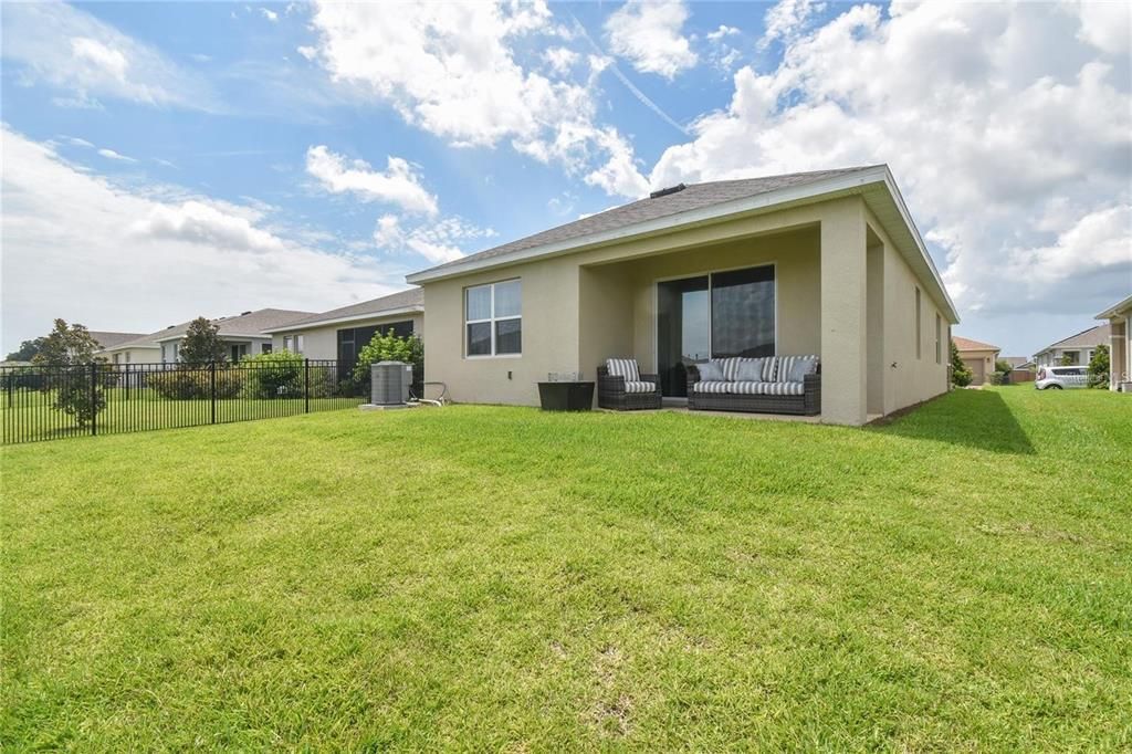 For Rent: $4,400 (3 beds, 2 baths, 1505 Square Feet)