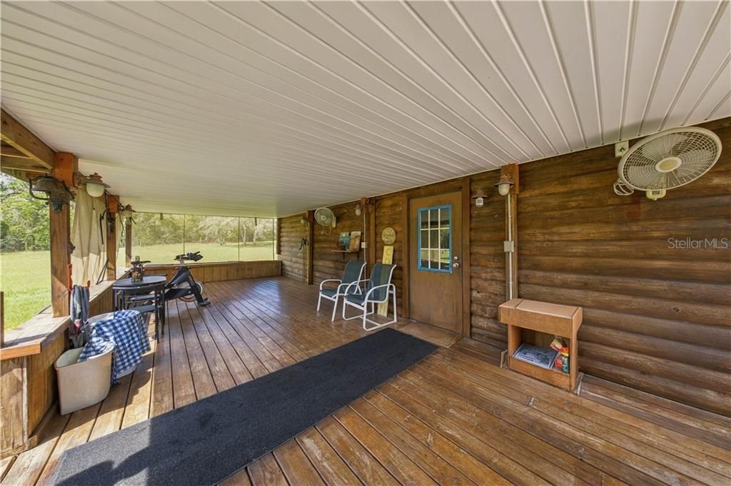 For Sale: $325,000 (3 beds, 2 baths, 1676 Square Feet)