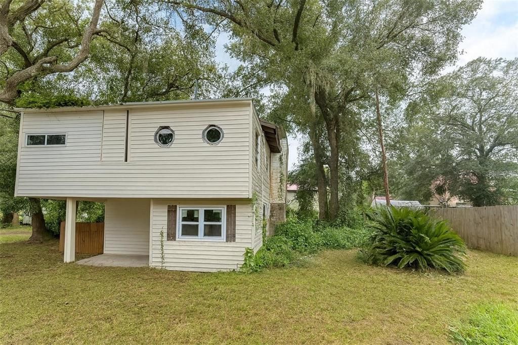 На продажу: $129,999 (3 спален, 2 ванн, 1460 Квадратных фут)