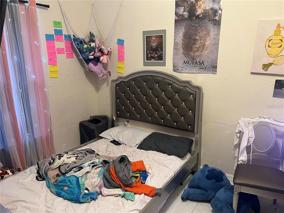 En Venta: $375,000 (4 camas, 2 baños, 1766 Pies cuadrados)
