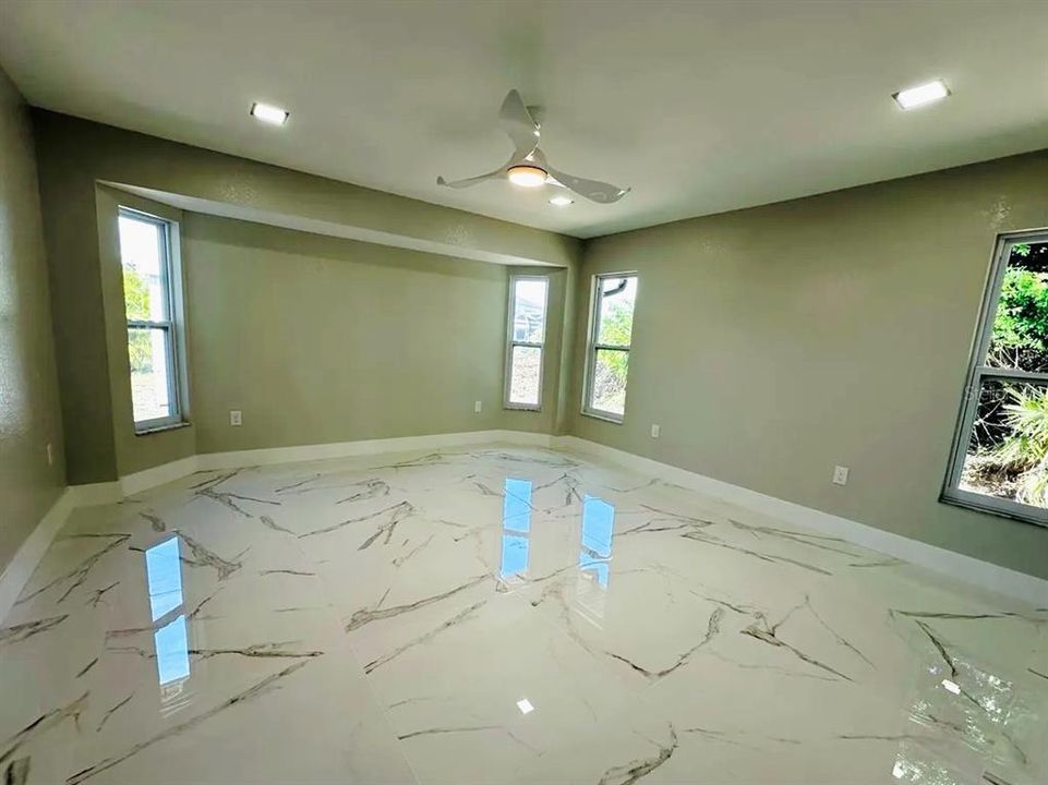 For Sale: $449,000 (3 beds, 2 baths, 1747 Square Feet)