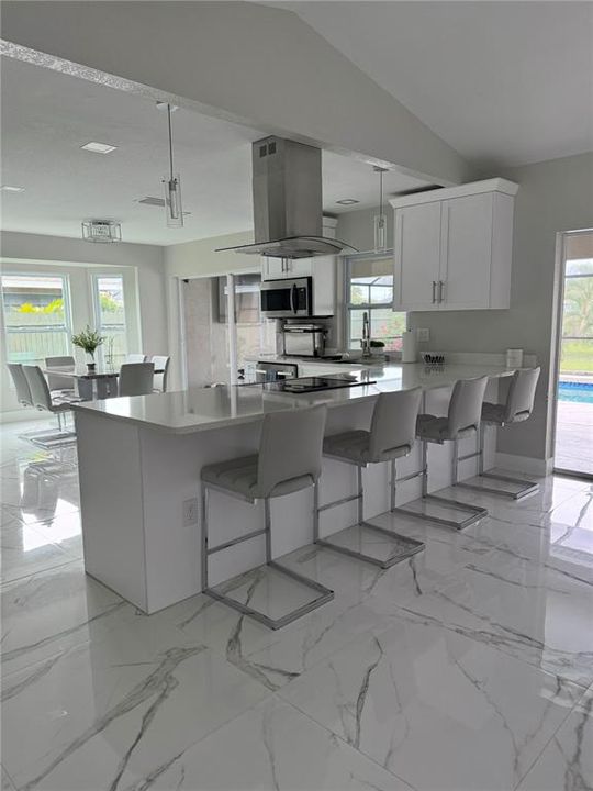 For Sale: $449,000 (3 beds, 2 baths, 1747 Square Feet)