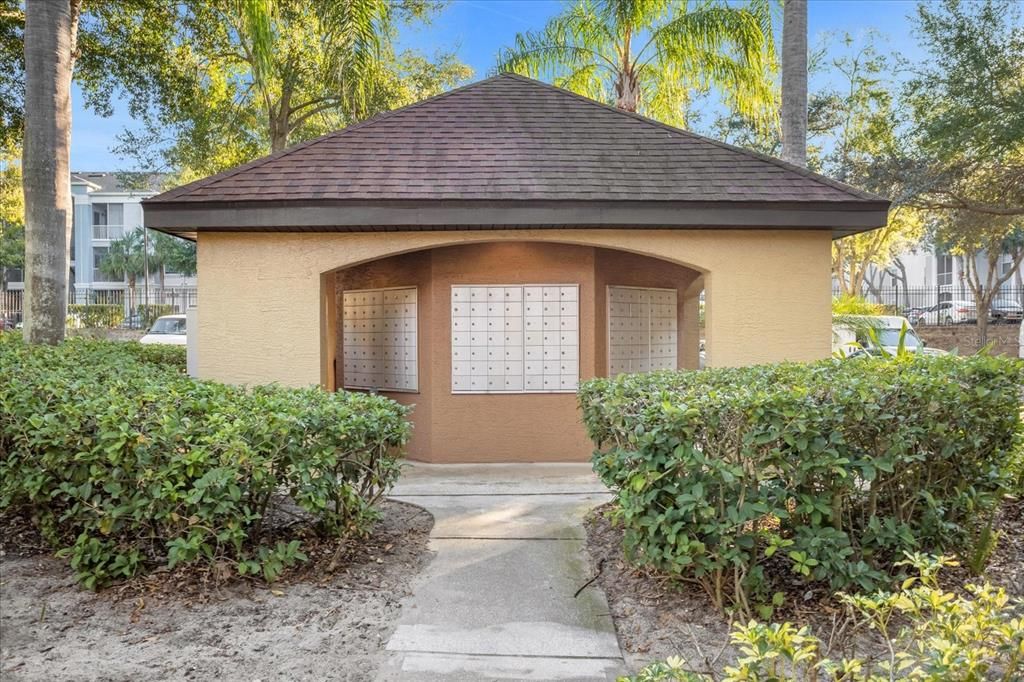 For Rent: $1,390 (1 beds, 1 baths, 499 Square Feet)