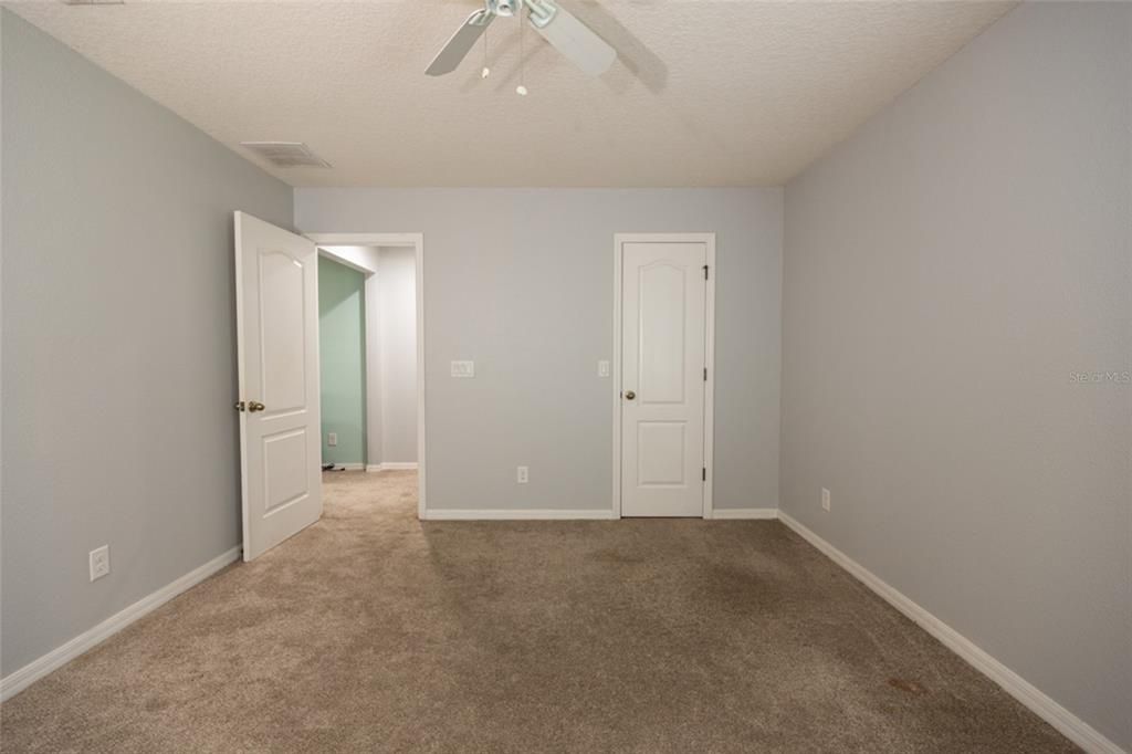 For Sale: $460,000 (4 beds, 2 baths, 2780 Square Feet)