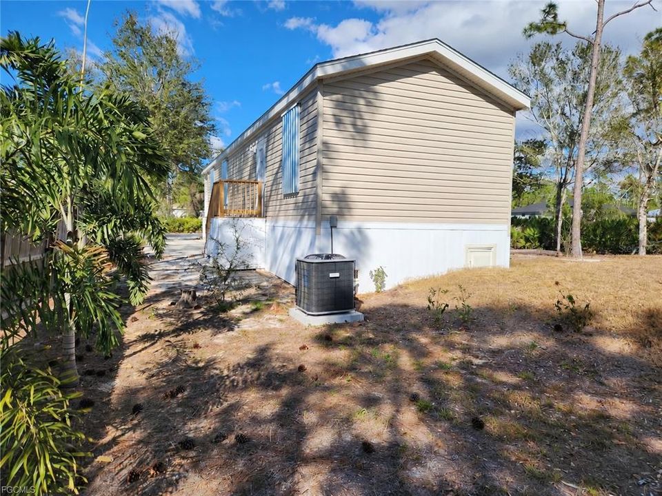 En Venta: $260,000 (2 camas, 2 baños, 810 Pies cuadrados)