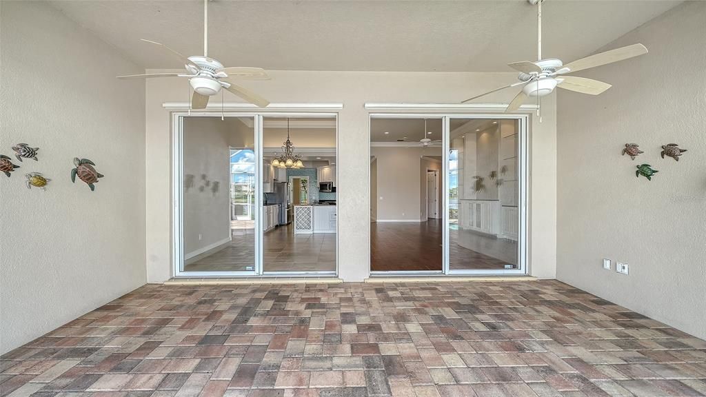 На продажу: $795,000 (4 спален, 4 ванн, 2521 Квадратных фут)