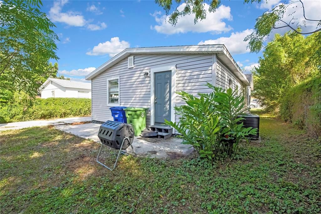 На продажу: $298,900 (3 спален, 1 ванн, 1032 Квадратных фут)
