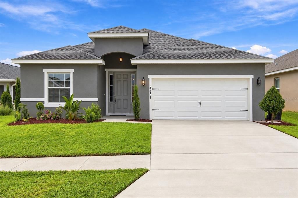 For Sale: $399,999 (4 beds, 2 baths, 2034 Square Feet)