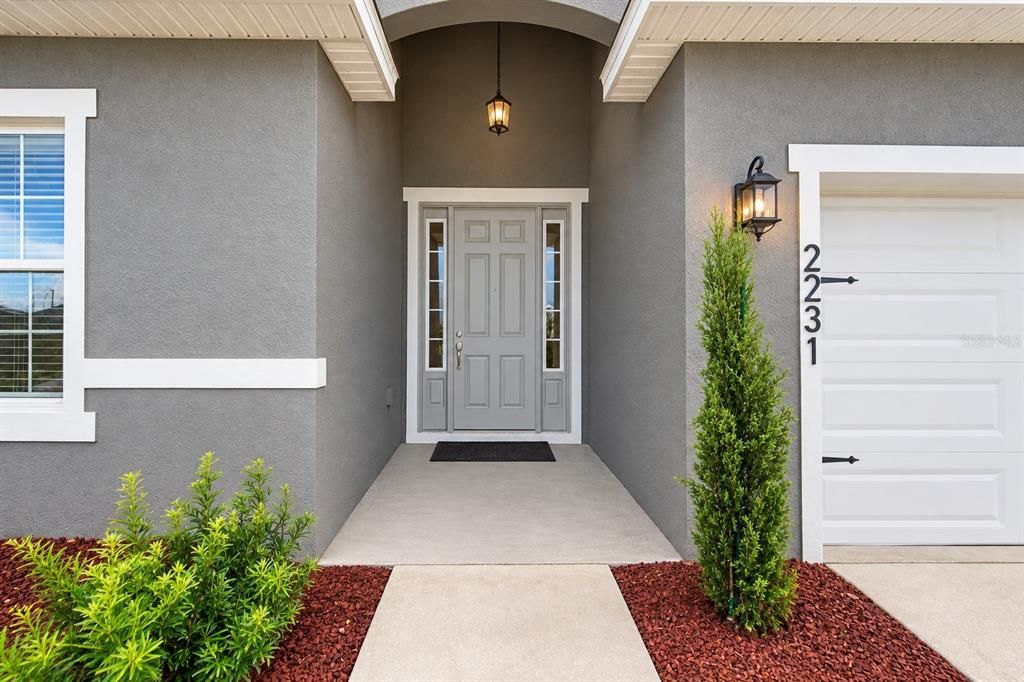For Sale: $399,999 (4 beds, 2 baths, 2034 Square Feet)