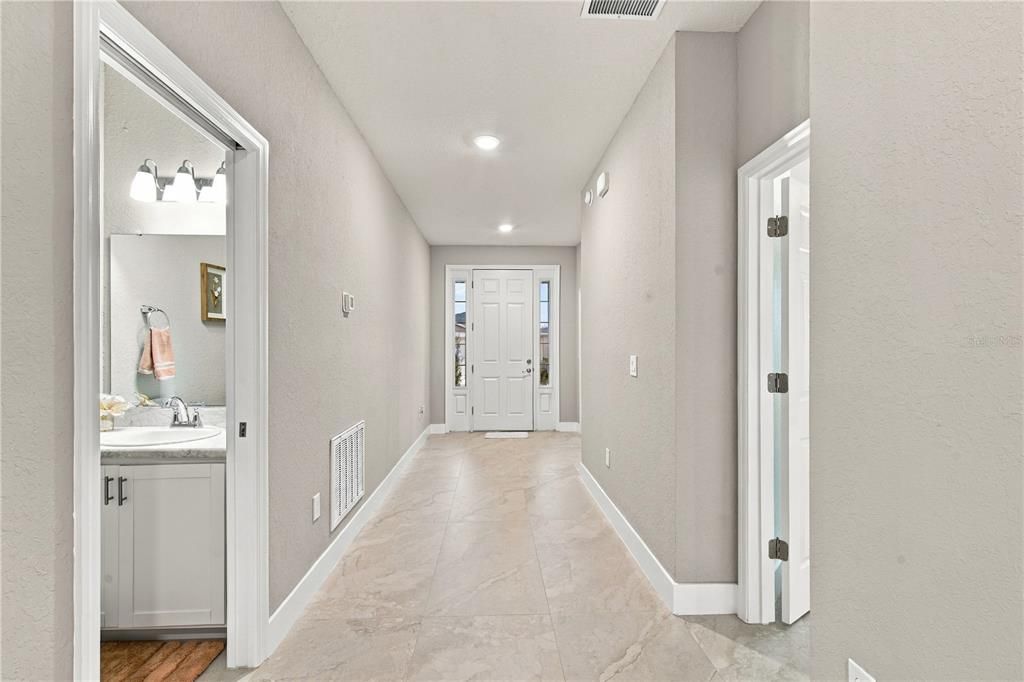 For Sale: $399,999 (4 beds, 2 baths, 2034 Square Feet)