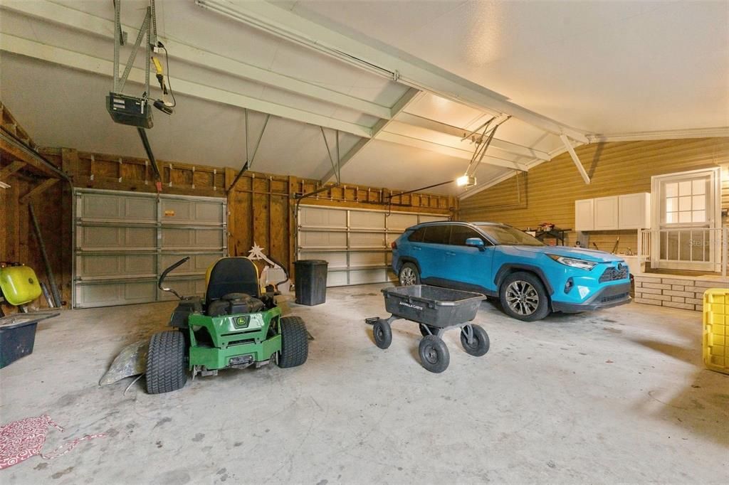 На продажу: $359,990 (3 спален, 2 ванн, 1620 Квадратных фут)