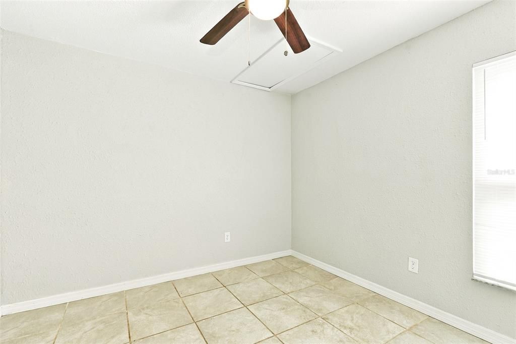 For Rent: $2,085 (3 beds, 2 baths, 1305 Square Feet)