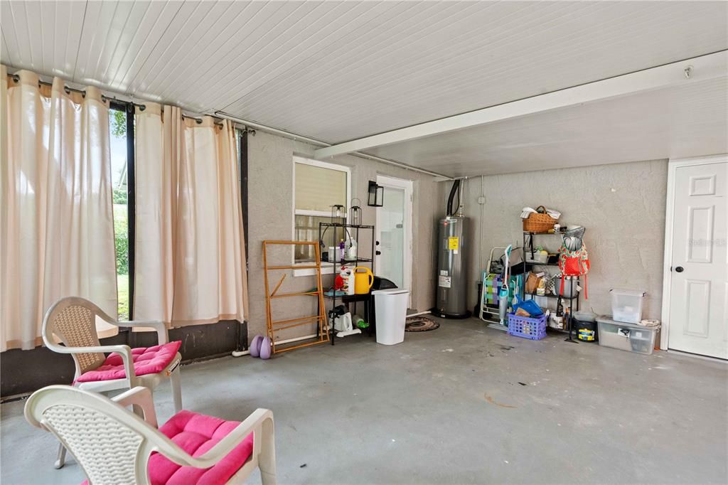 For Sale: $239,900 (3 beds, 2 baths, 1592 Square Feet)