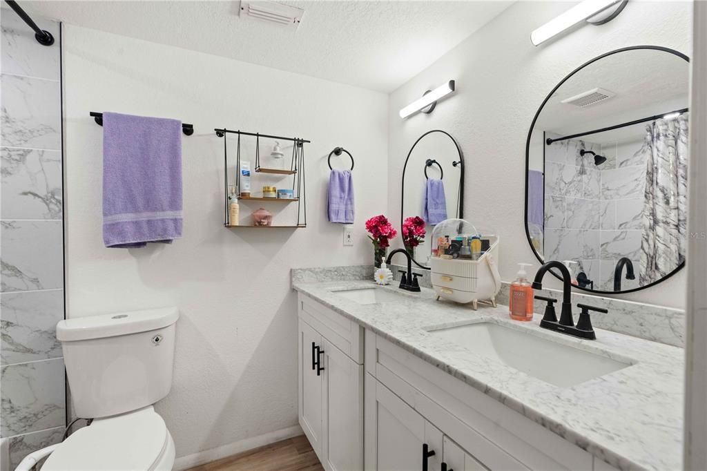 For Sale: $239,900 (3 beds, 2 baths, 1592 Square Feet)