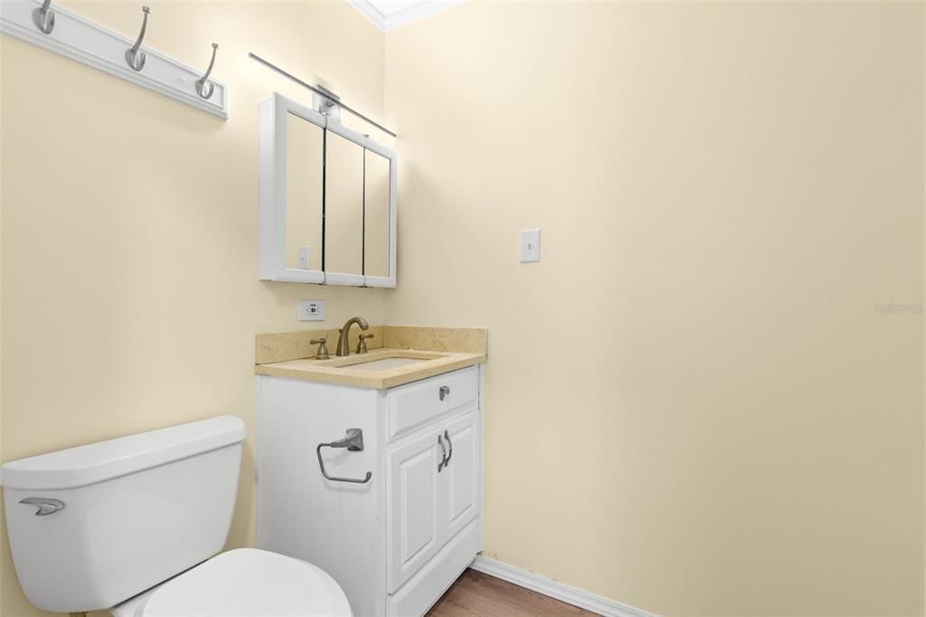 For Sale: $129,000 (3 beds, 2 baths, 1431 Square Feet)