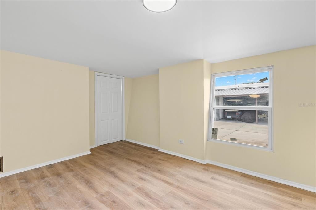 For Sale: $129,000 (3 beds, 2 baths, 1431 Square Feet)