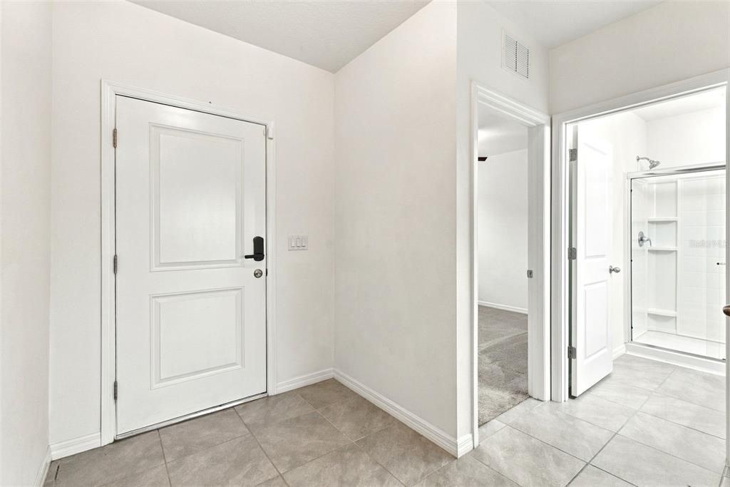 For Sale: $440,000 (5 beds, 3 baths, 2785 Square Feet)