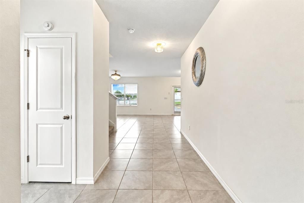 For Sale: $440,000 (5 beds, 3 baths, 2785 Square Feet)