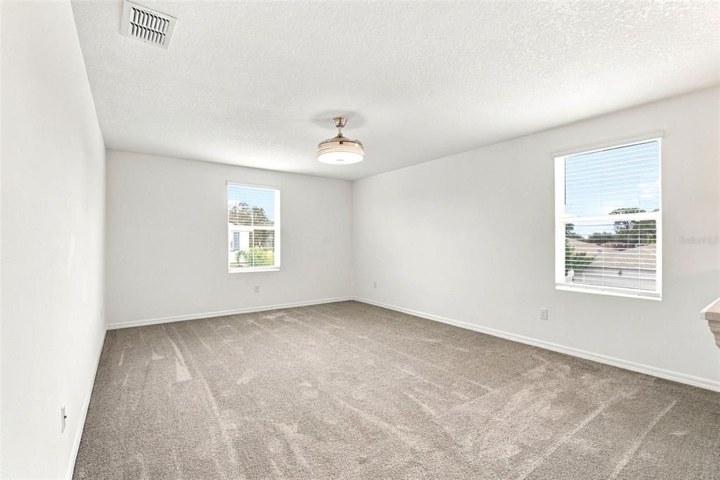 For Sale: $440,000 (5 beds, 3 baths, 2785 Square Feet)