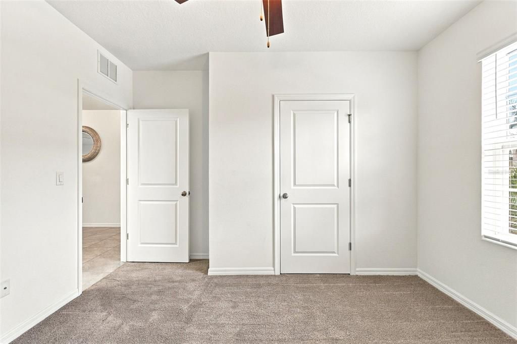 For Sale: $440,000 (5 beds, 3 baths, 2785 Square Feet)