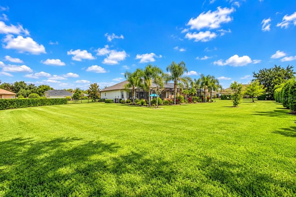For Sale: $950,000 (4 beds, 4 baths, 3573 Square Feet)