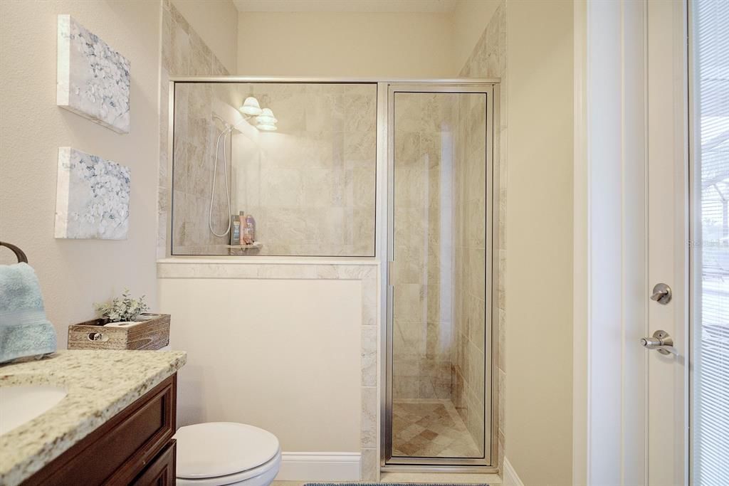 For Sale: $950,000 (4 beds, 4 baths, 3573 Square Feet)