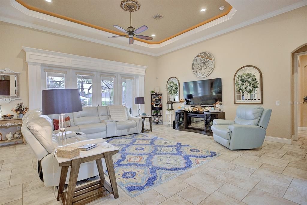 For Sale: $950,000 (4 beds, 4 baths, 3573 Square Feet)