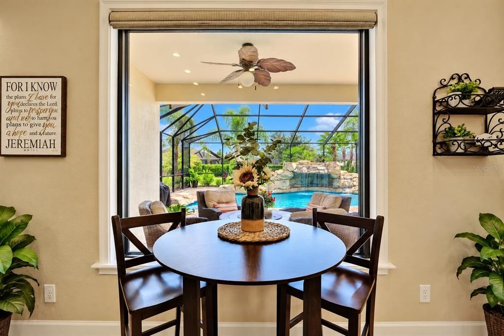 For Sale: $950,000 (4 beds, 4 baths, 3573 Square Feet)
