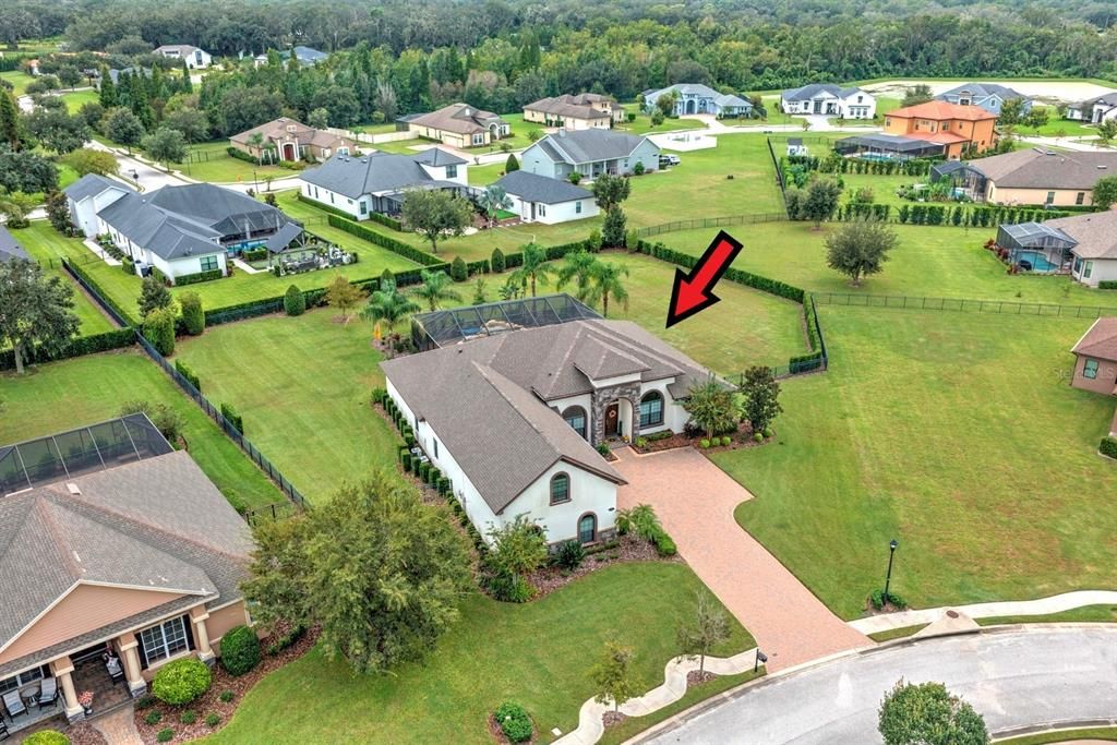 For Sale: $950,000 (4 beds, 4 baths, 3573 Square Feet)