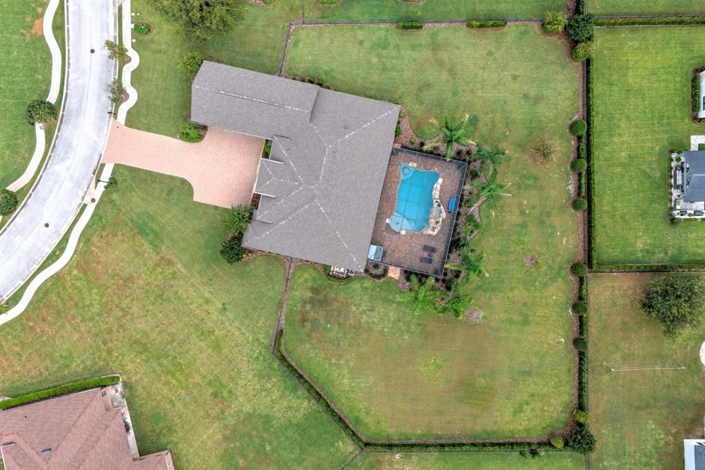 For Sale: $950,000 (4 beds, 4 baths, 3573 Square Feet)