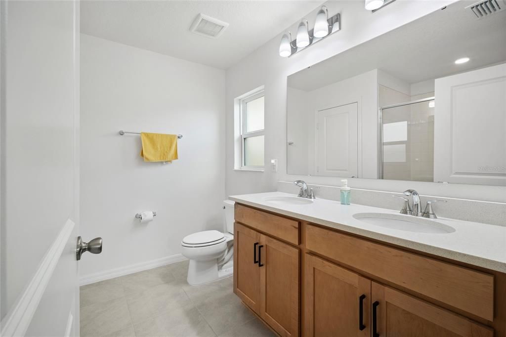 For Sale: $345,000 (3 beds, 2 baths, 1522 Square Feet)