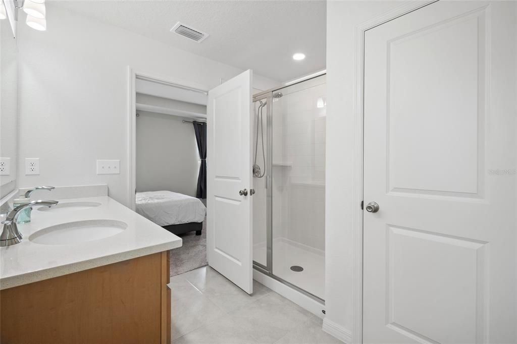 For Sale: $345,000 (3 beds, 2 baths, 1522 Square Feet)