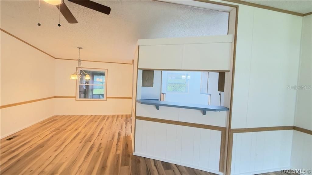 На продажу: $185,000 (3 спален, 2 ванн, 1307 Квадратных фут)