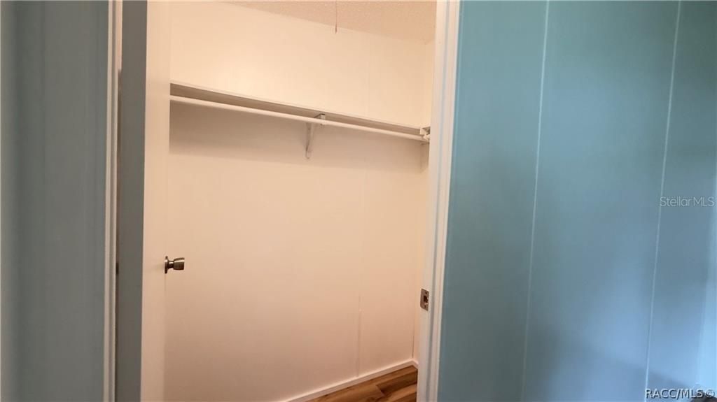 На продажу: $185,000 (3 спален, 2 ванн, 1307 Квадратных фут)