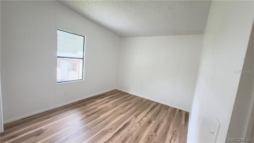 На продажу: $185,000 (3 спален, 2 ванн, 1307 Квадратных фут)