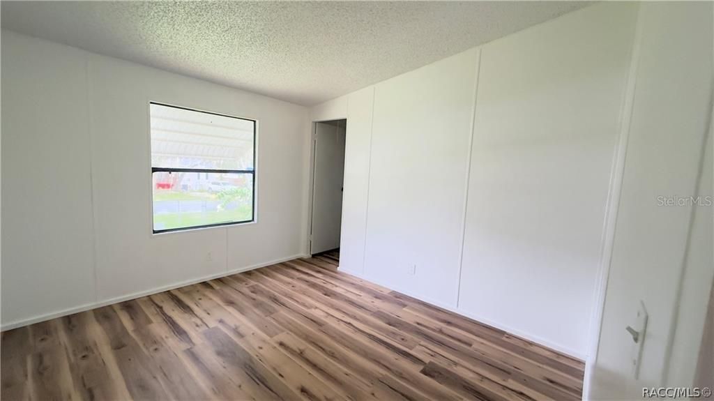 На продажу: $185,000 (3 спален, 2 ванн, 1307 Квадратных фут)