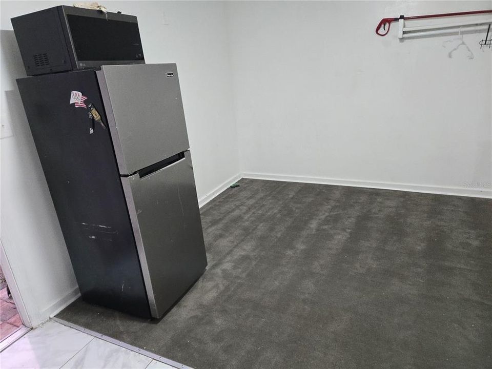 На продажу: $399,000 (3 спален, 1 ванн, 1420 Квадратных фут)