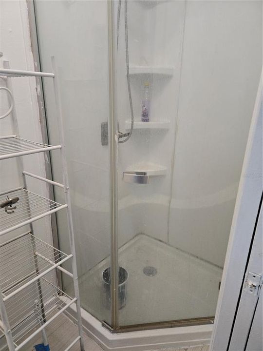 На продажу: $399,000 (3 спален, 1 ванн, 1420 Квадратных фут)