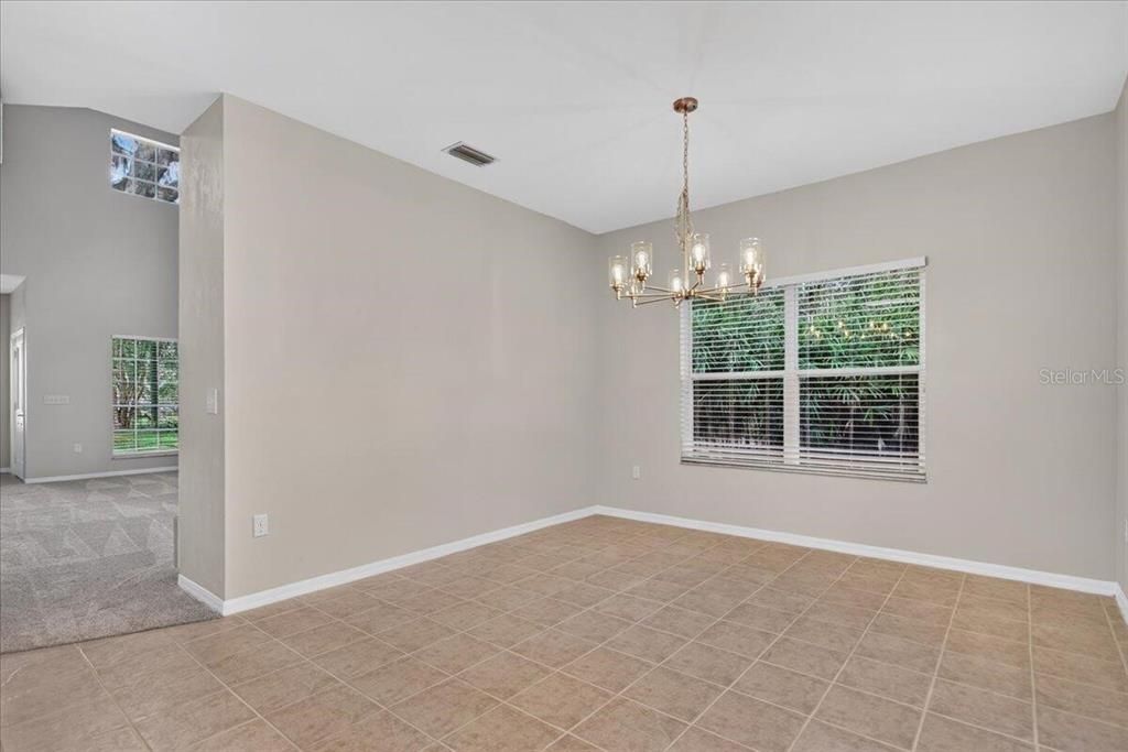 En Venta: $479,900 (3 camas, 2 baños, 2777 Pies cuadrados)
