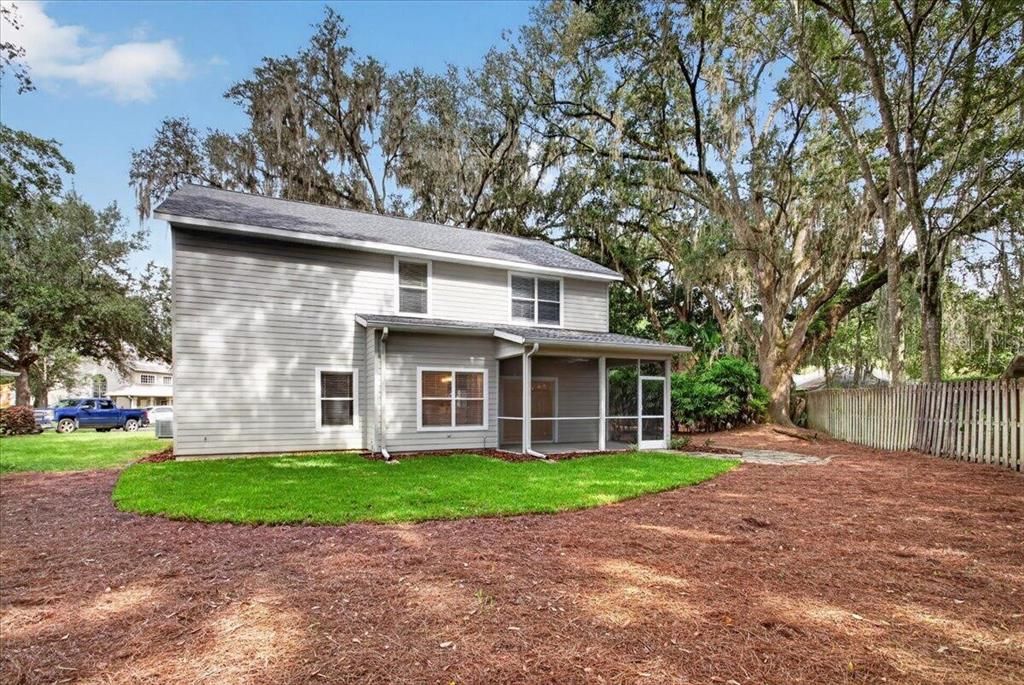 En Venta: $479,900 (3 camas, 2 baños, 2777 Pies cuadrados)