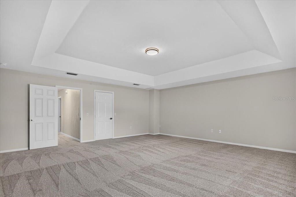 En Venta: $479,900 (3 camas, 2 baños, 2777 Pies cuadrados)