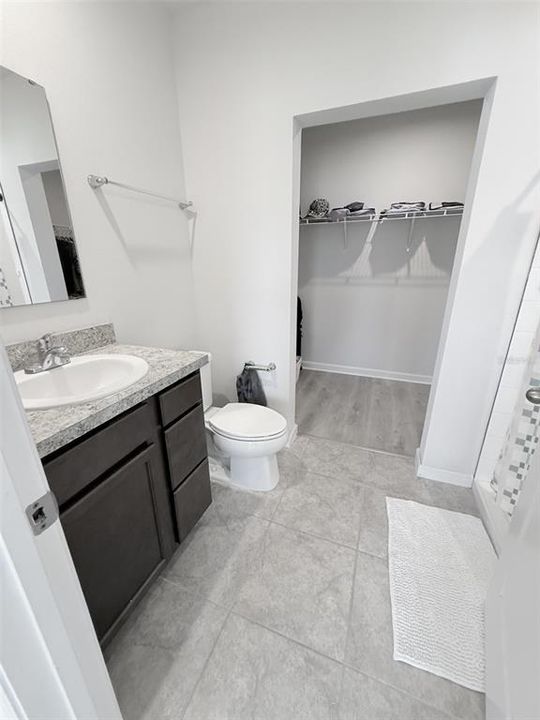 В аренду: $1,850 (3 спален, 2 ванн, 1312 Квадратных фут)
