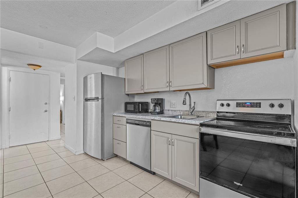 En Venta: $200,000 (2 camas, 1 baños, 744 Pies cuadrados)