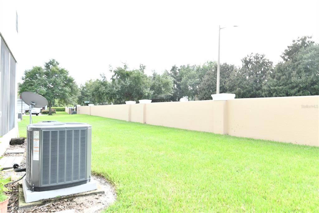 For Sale: $315,000 (3 beds, 2 baths, 1593 Square Feet)