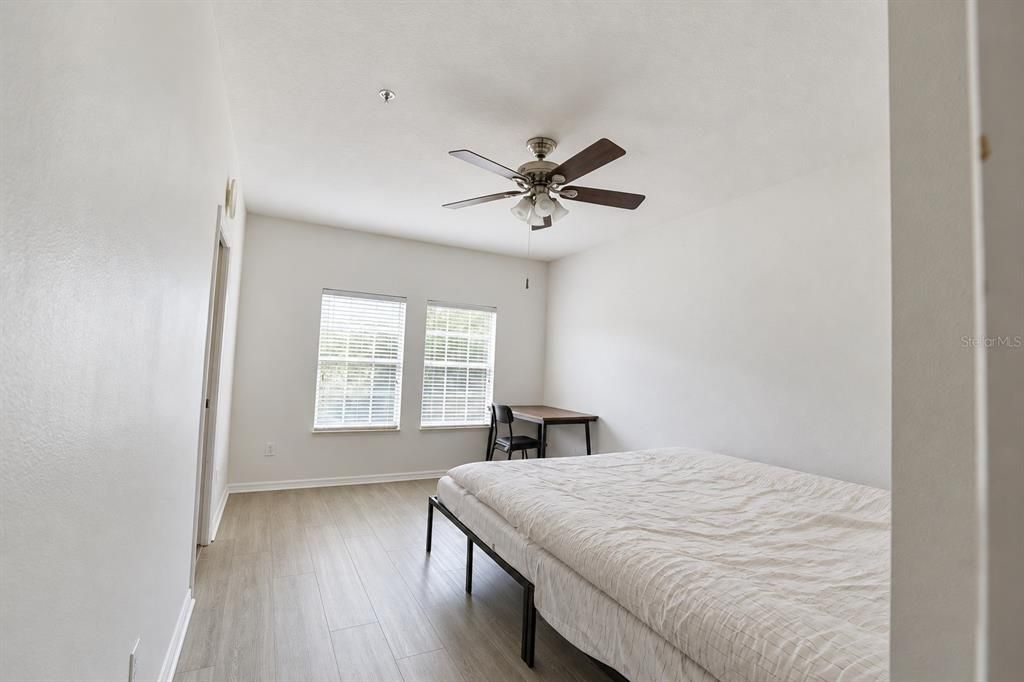 For Sale: $315,000 (3 beds, 2 baths, 1593 Square Feet)