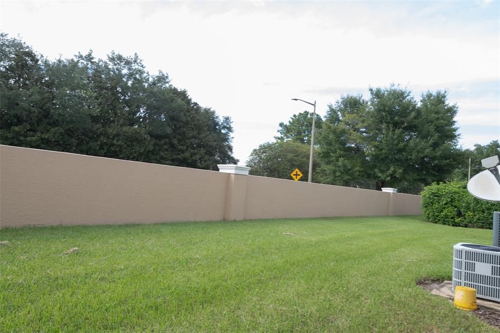 For Sale: $315,000 (3 beds, 2 baths, 1593 Square Feet)