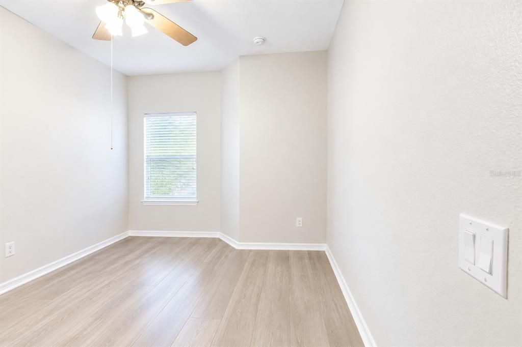 For Sale: $315,000 (3 beds, 2 baths, 1593 Square Feet)