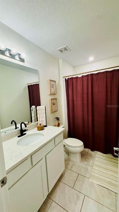 En Renta: $2,400 (4 camas, 2 baños, 1844 Pies cuadrados)